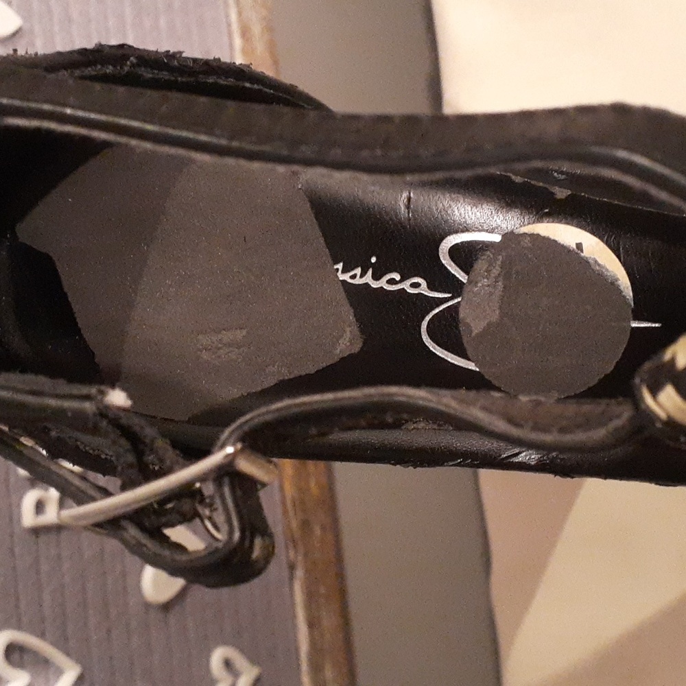 JESSICA SIMPSON HEELS - Picture 8 of 8